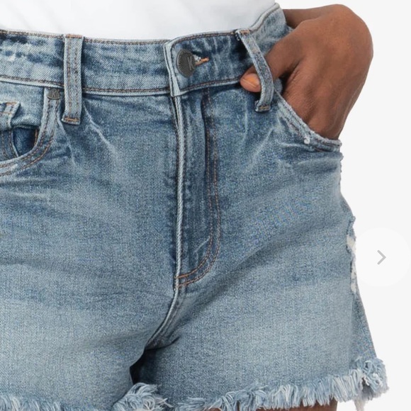 Kut From The Kloth High Rise Jane Short / Proactive Wash /‎ 0 - Picture 4 of 4